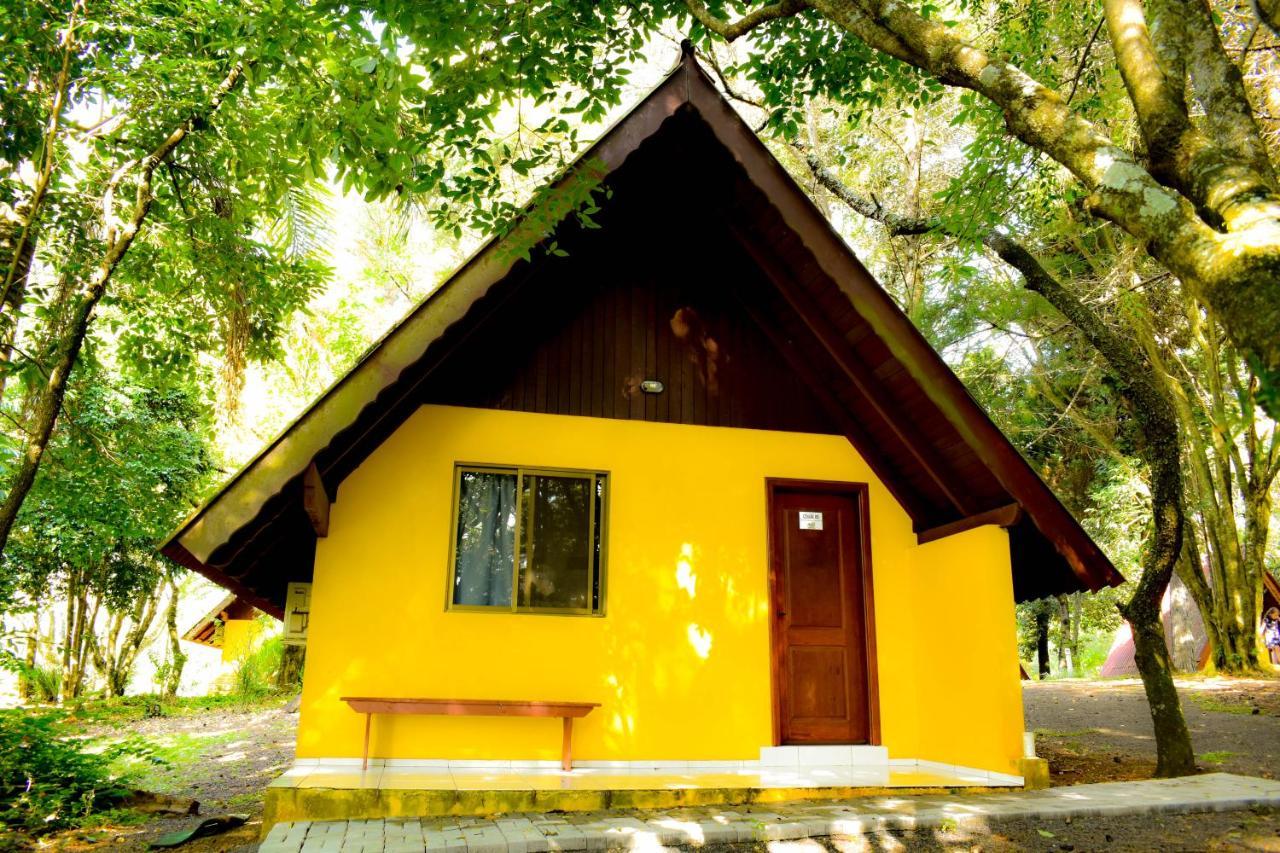 Hotel Vila Dos Alpes Treze Tílias Екстериор снимка