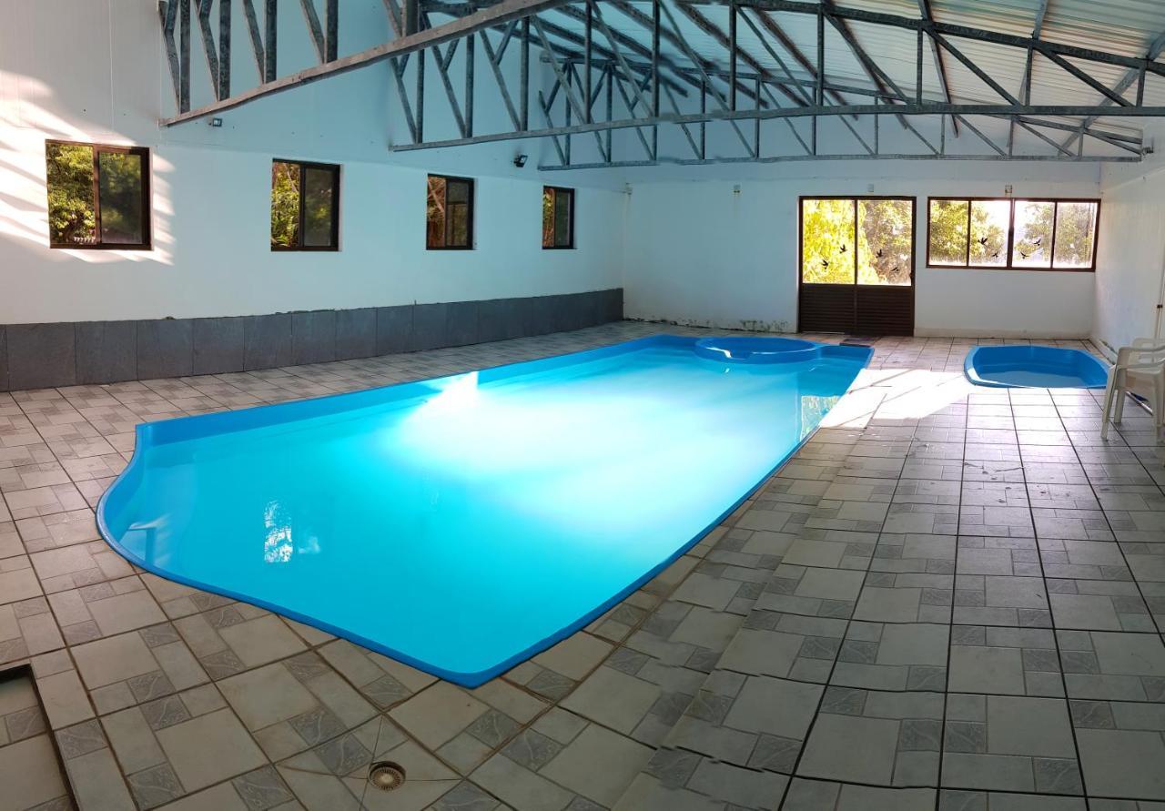 Hotel Vila Dos Alpes Treze Tílias Екстериор снимка