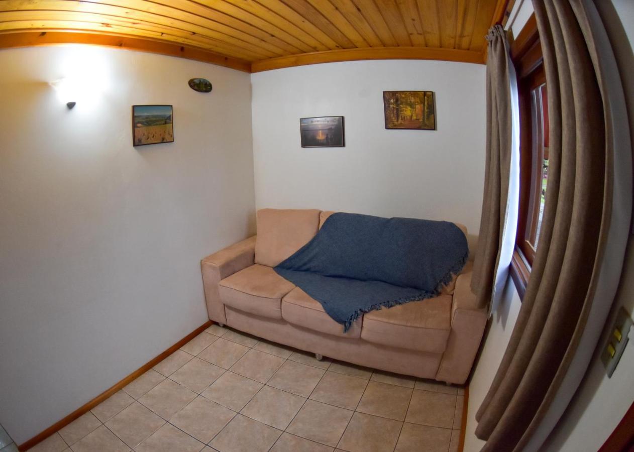 Hotel Vila Dos Alpes Treze Tílias Екстериор снимка