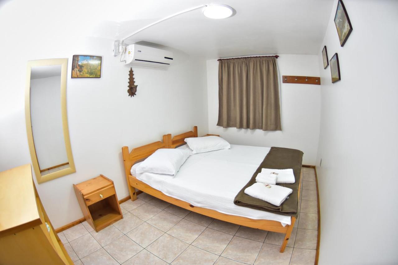 Hotel Vila Dos Alpes Treze Tílias Екстериор снимка